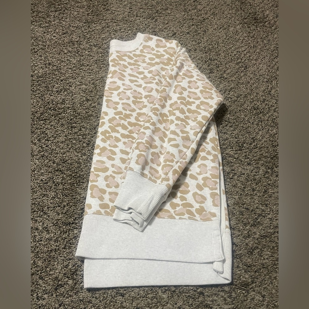 Aerie leopard oversized sweatshirt